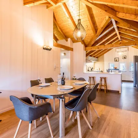 Dommali Cozy Loft 아파트 *